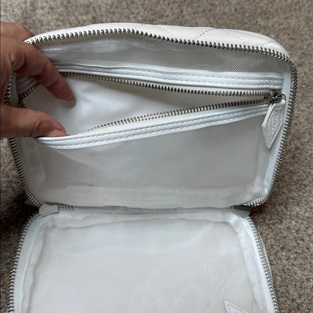 Trish McEvoy White Quilted Zip-Around Makeup Bag Travel Cosmetic Case